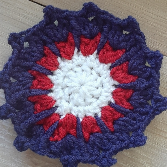 Patriotic crochet coasters - Picture 3 of 3